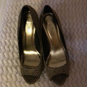 Love ‘em but can’t wear ‘em!!